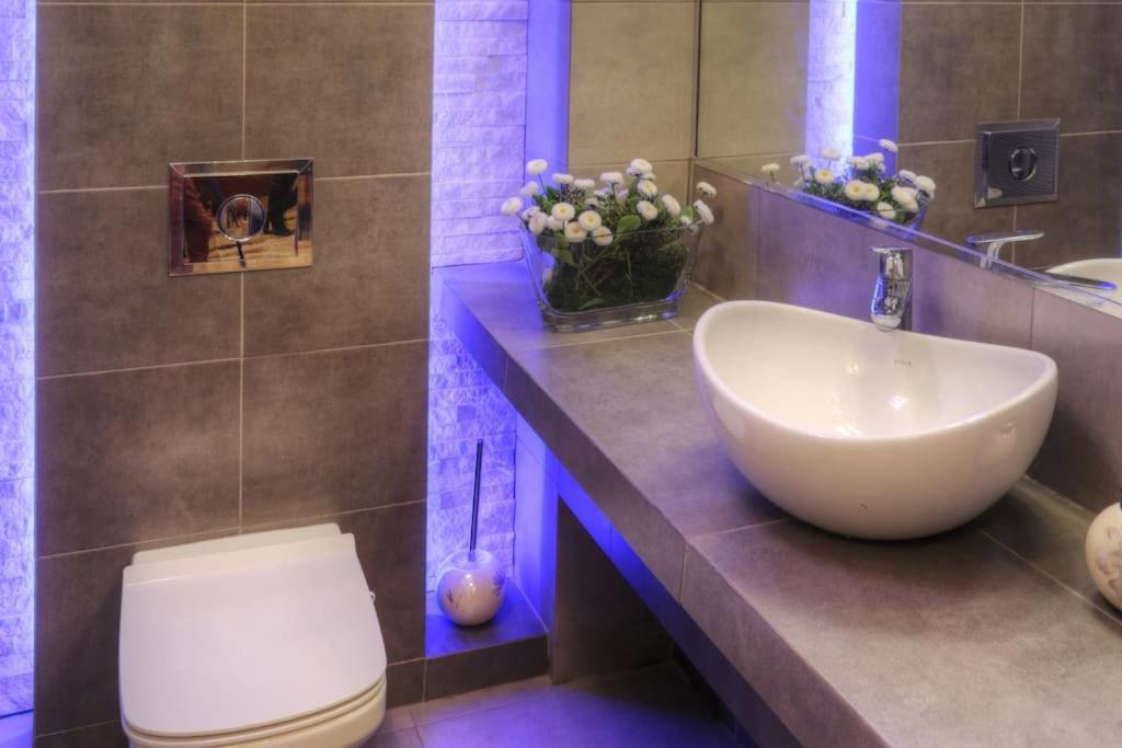 Ekskluzywny Apartament W Centrum Z Balkonem I Parkingiem 크라쿠프 외부 사진